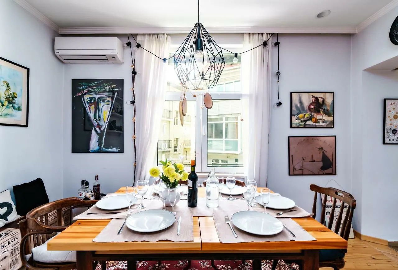 3Bdr The Hadjis - City Center Flat صوفيا